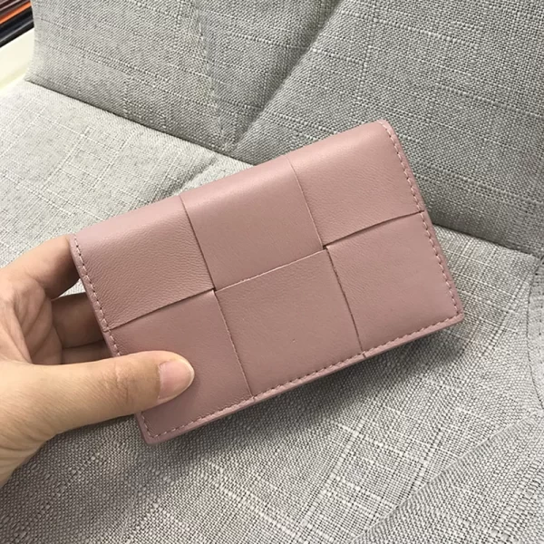 The Ultimate Guide to Womens Bifold Wallet