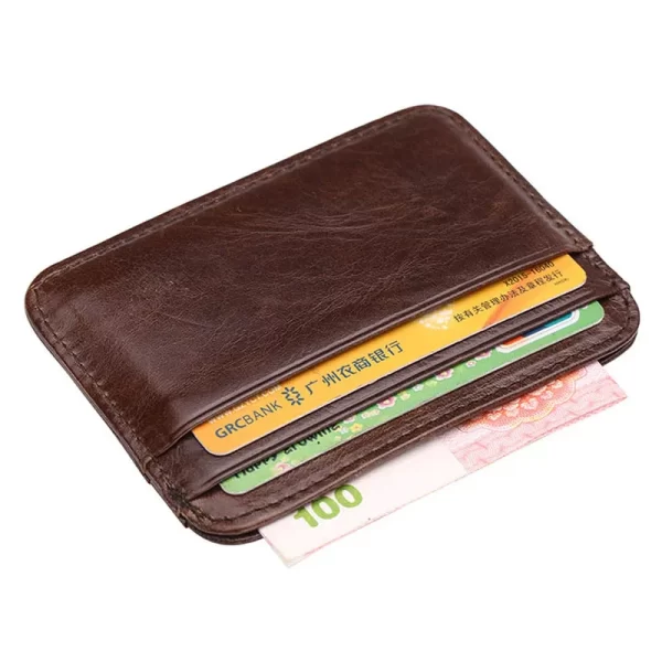 Guide to the Best Card Wallets: Practicality and Quality