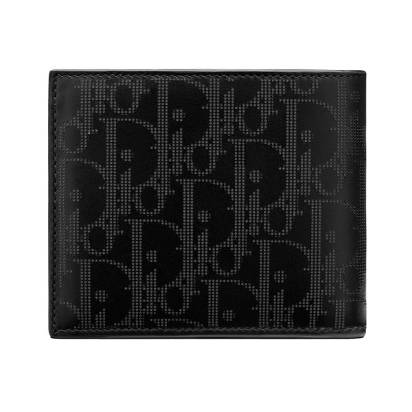 The Timeless Elegance of Men’s Dior Wallet